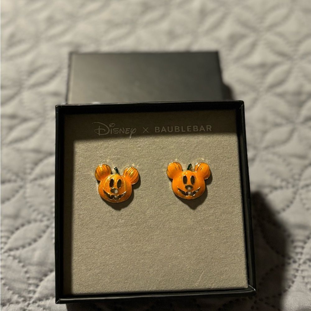Disney x Baublebar Mickey pumpkin head earrings - Picture 2 of 2